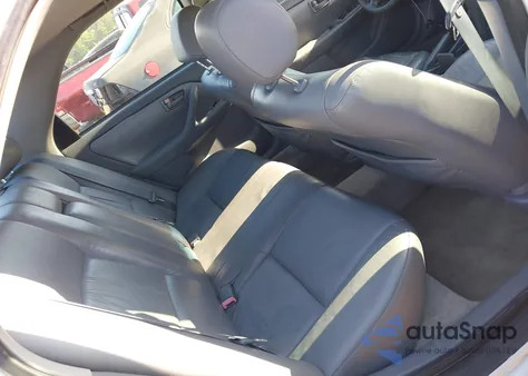 1999 Toyota Camry Xle V6 from USA, damaged, VIN 4T1BF28K5XU930080